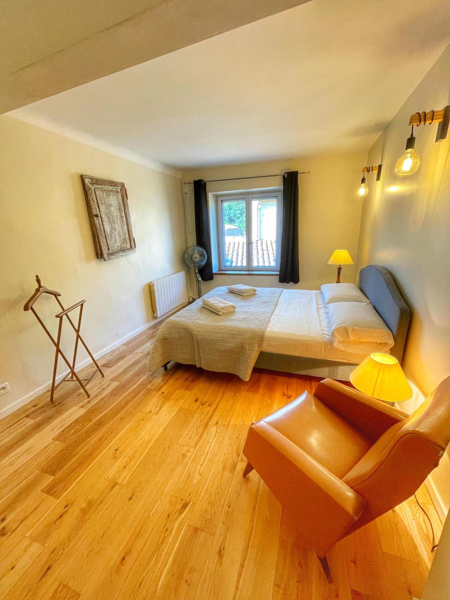 Le Petit Delphia Appartement Apt Buitenkant foto